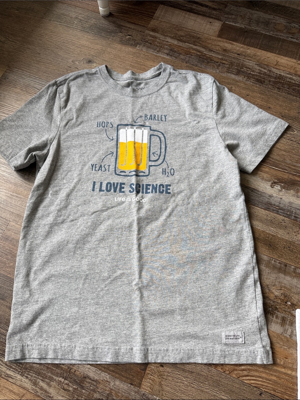 Life is Good Grey Cotton Crusher T-shirt men’s small “I love science”